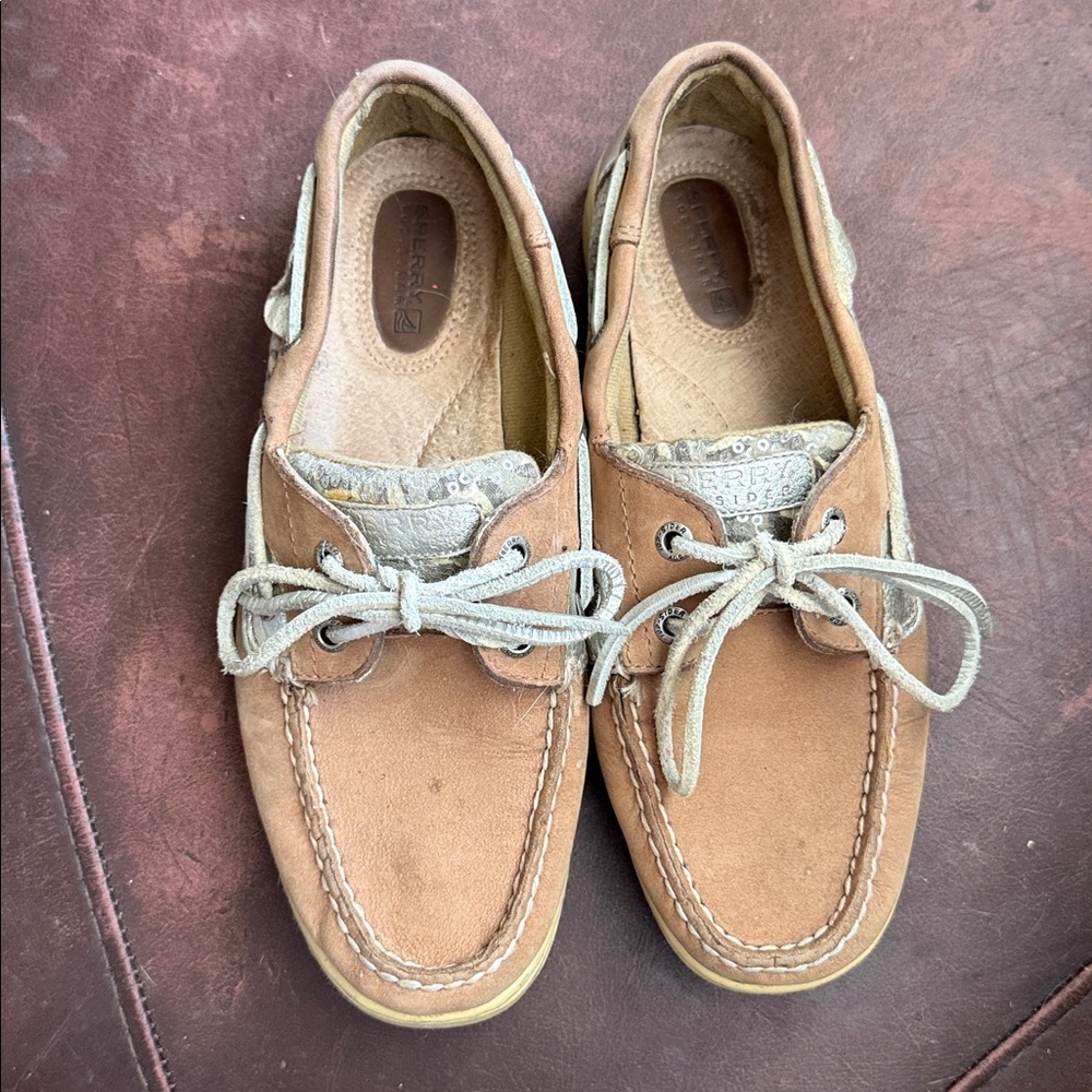 Sperry Light Brown Boat Shoes with Laces